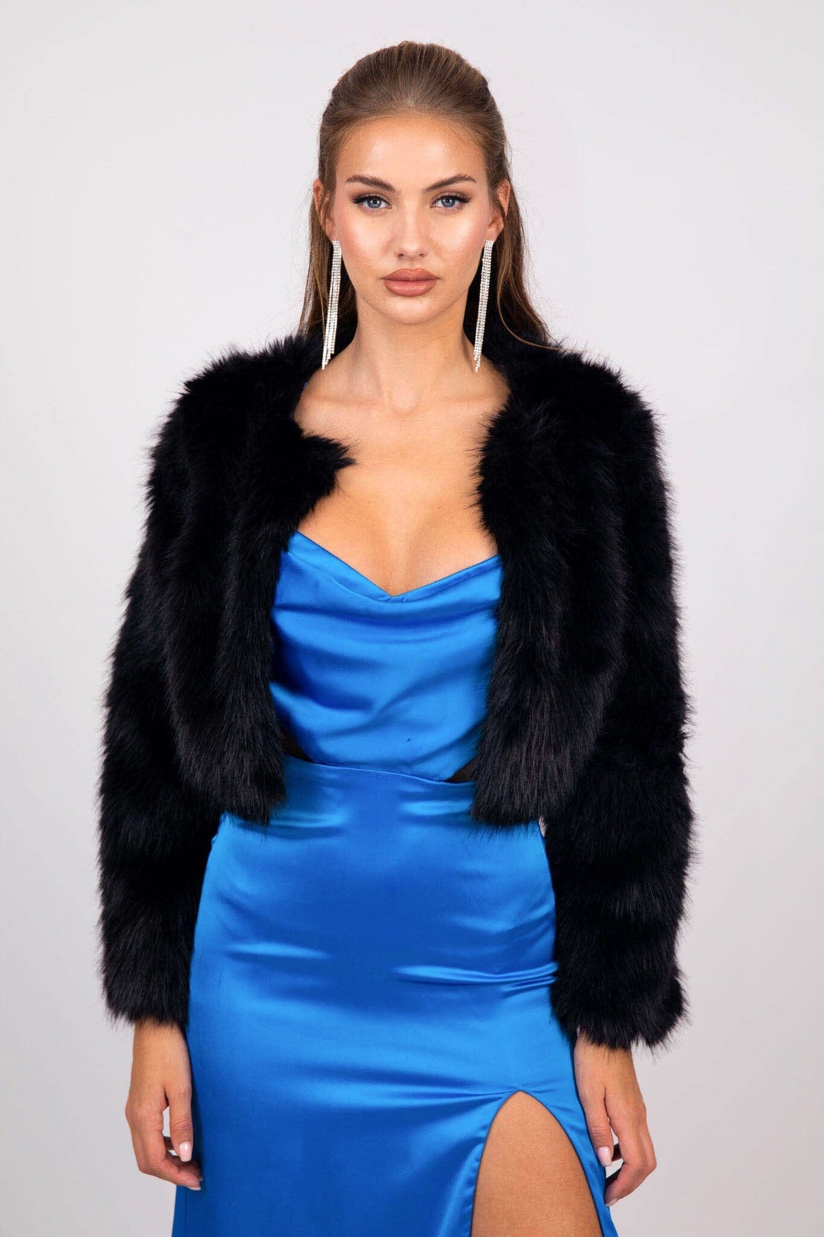 Alessia Shaggy Faux Fur Jacket - Black Noodz Boutique Alessia Shaggy Faux Fur Jacket - Black Noodz Boutique