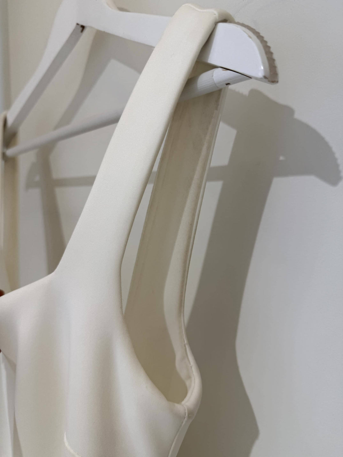 SAMPLE SALE - JORDYN Square Neck Crepe Gown - Ivory (XS)