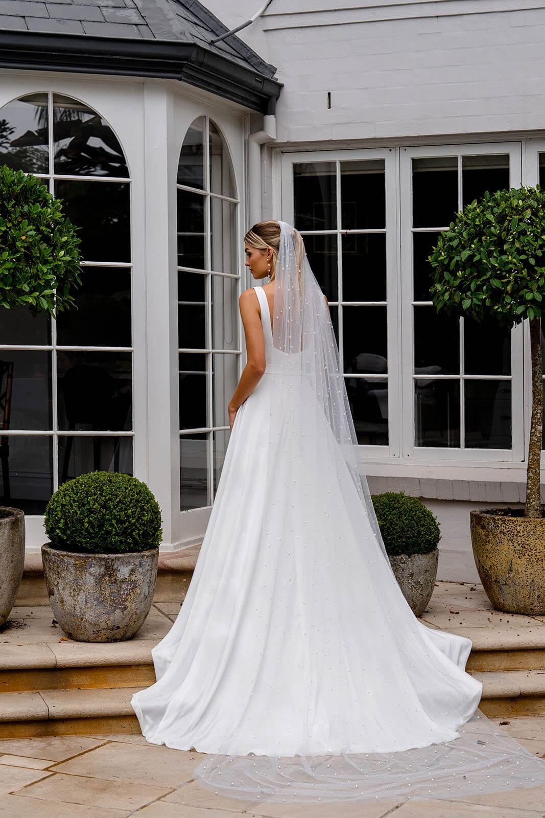 chinese dress ladies INES Pearl Embellished Long Wedding Veil – Noodz Boutique