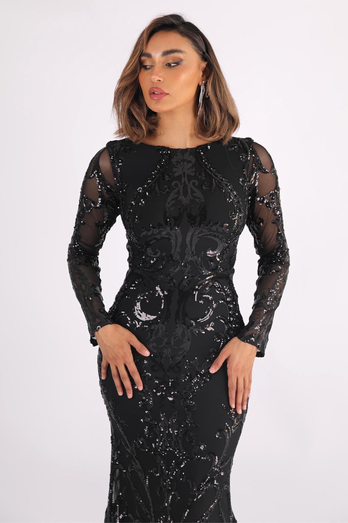 AMANI Long Sleeve Sequin Gown