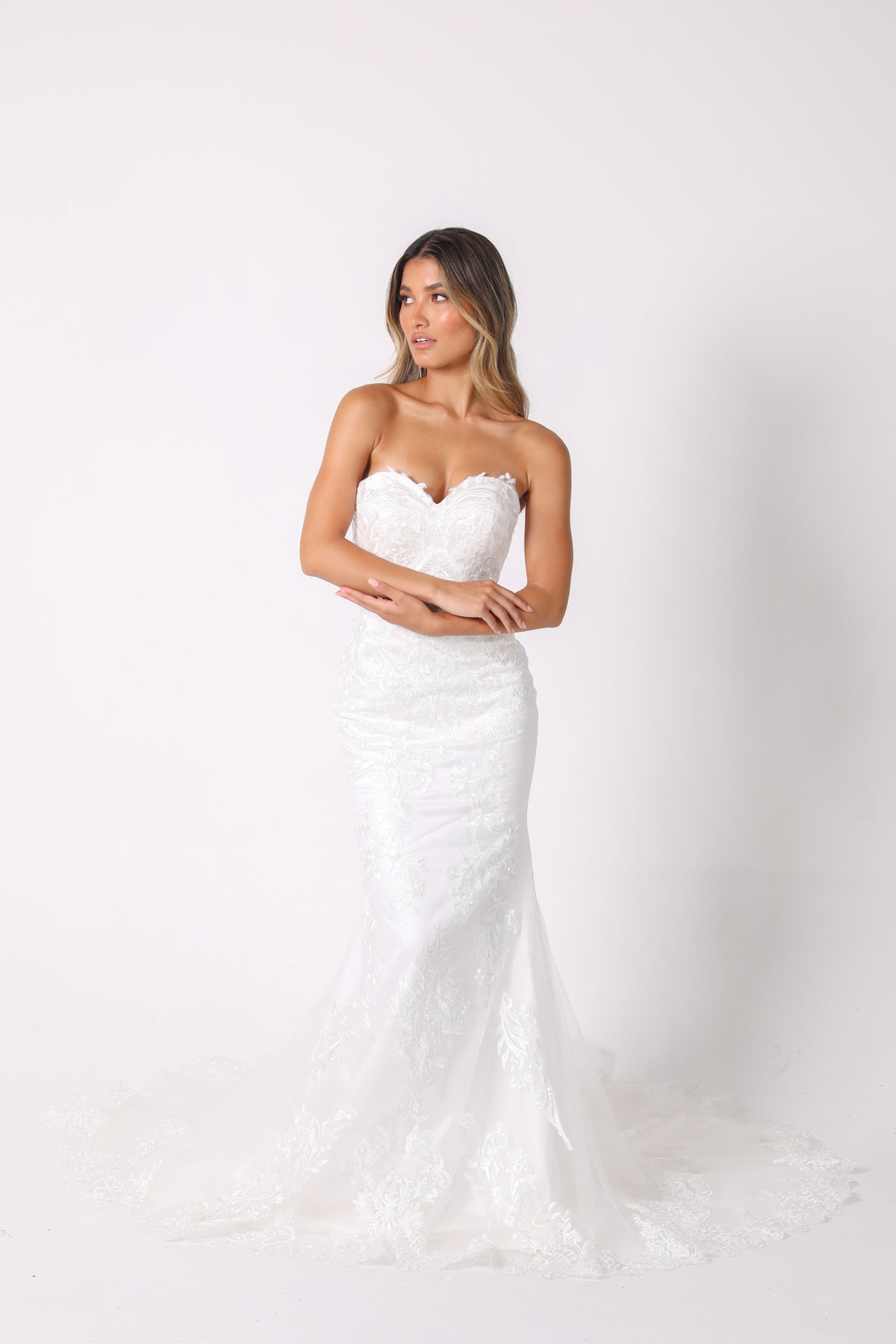 Ivory White Strapless Sweetheart Neck Wedding Gown with Floral Lace Motifs on Tulle