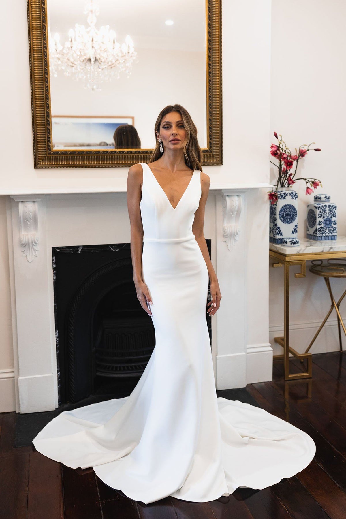 Kalani Crepe Gown - Ivory Noodz Boutique Kalani Crepe Gown - Ivory Noodz Boutique